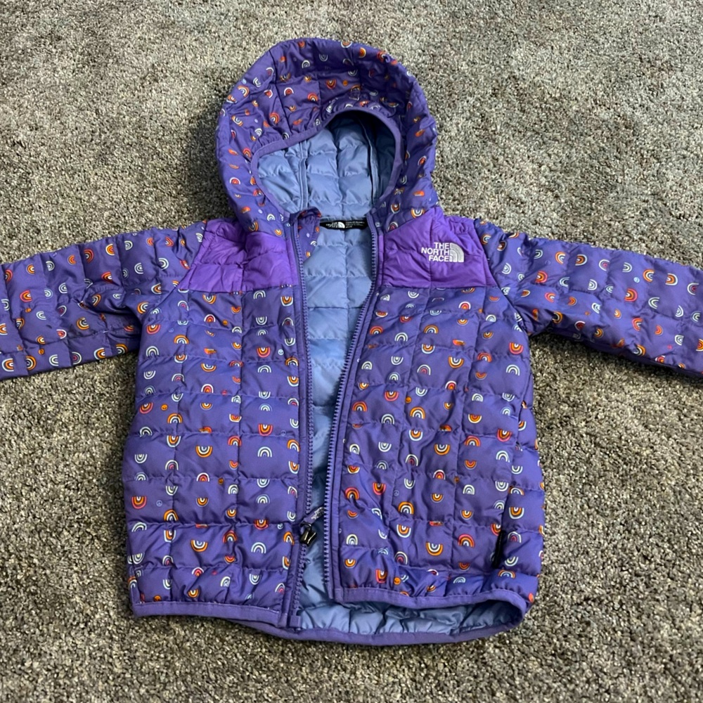 North Face Thermoball lightweight puffer- size 4T
